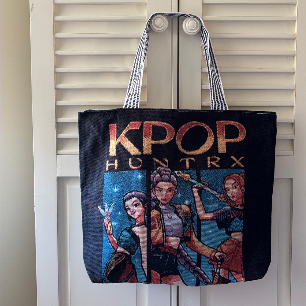 ☀️K-pop Zipper Tote Bag